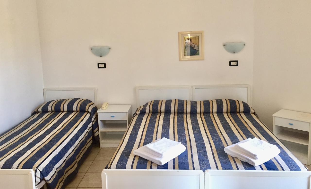 Hotel Aquila Azzurra Rimini Exterior photo